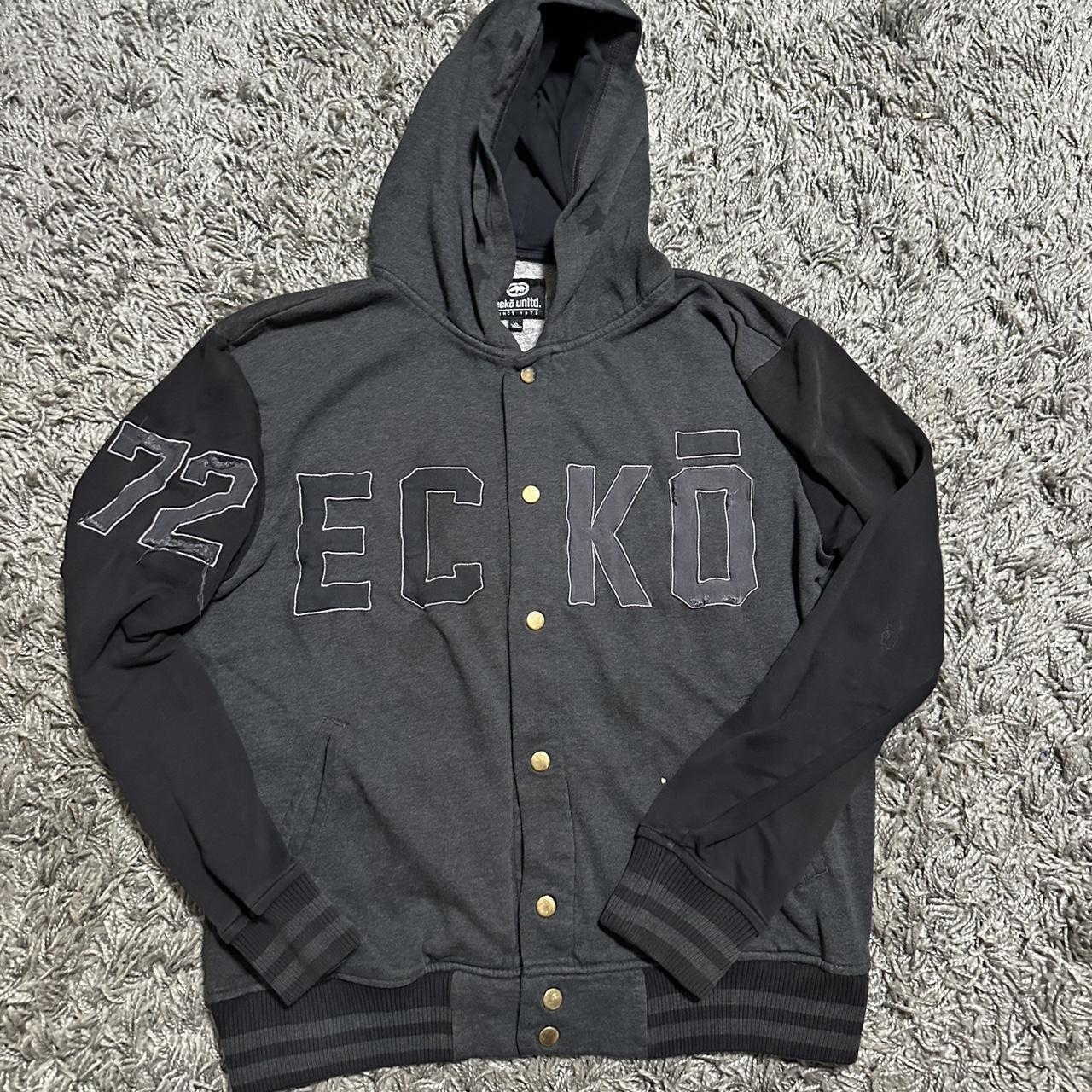 暇人（エコナントフ@ekonantf） Early 2000s grunge Ecko Unltd embroidered graphic | Depop