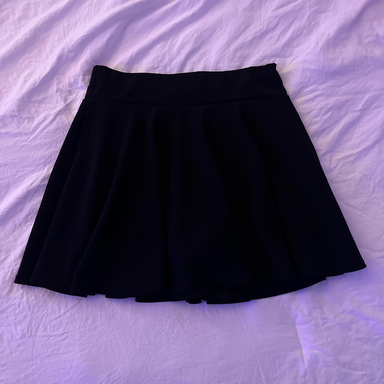 Princess Polly Women's Black Skirt Depop