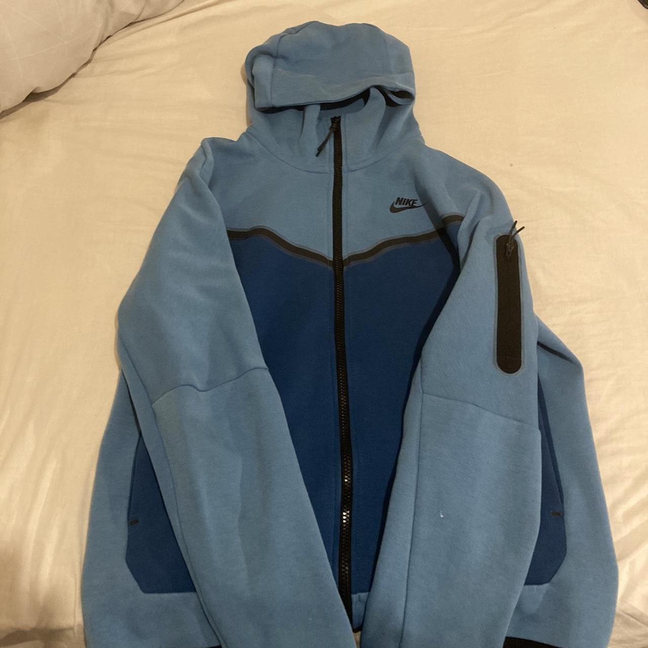 Nike Men's Blue and Navy Hoodie | Depop