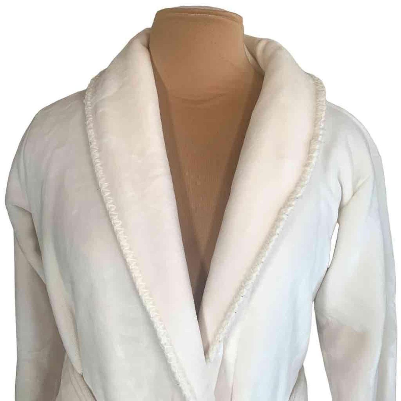 Women's White Robe Depop