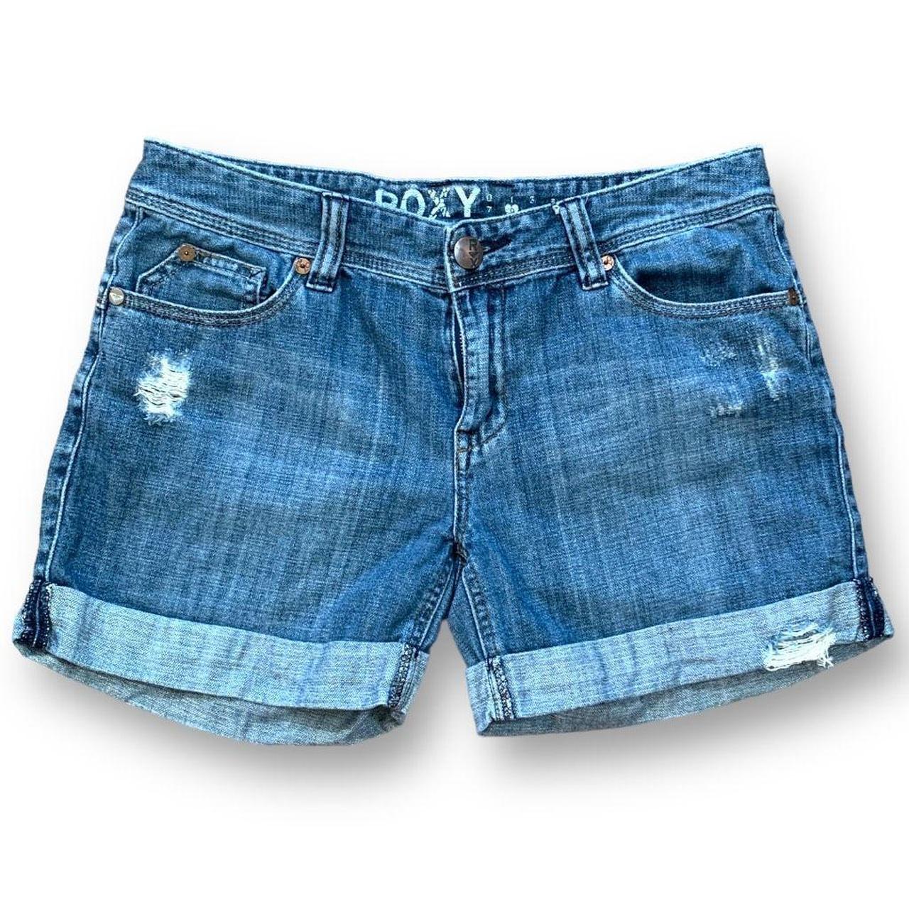 Washed organic denim shorts in dark blue and ivory