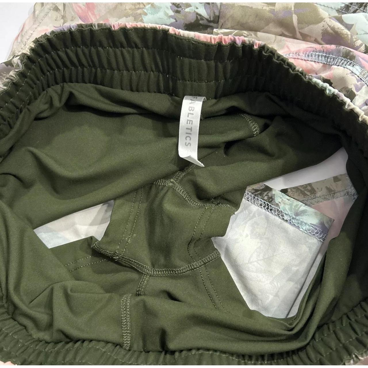 Fabletics Women's Shorts - Multi - M – Fabletics … - image 4