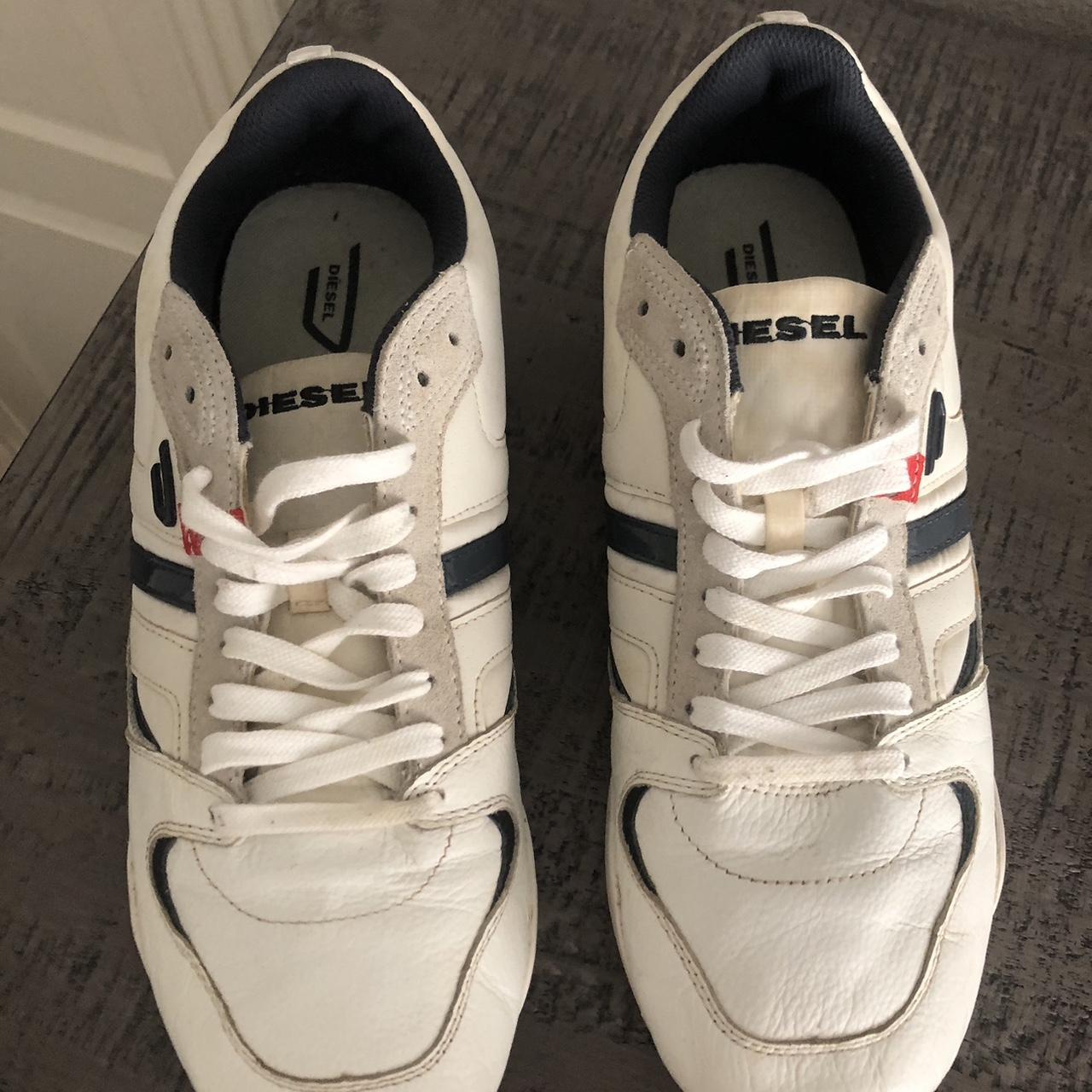 Diesel Men's White and Blue Trainers (4)
