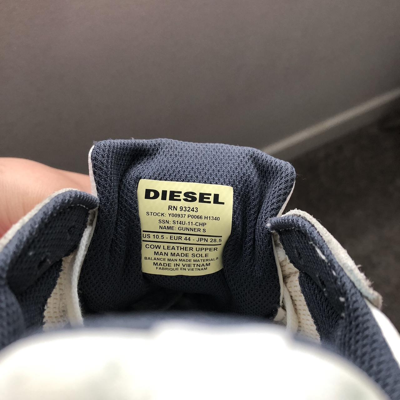Diesel Men's White and Blue Trainers (6)