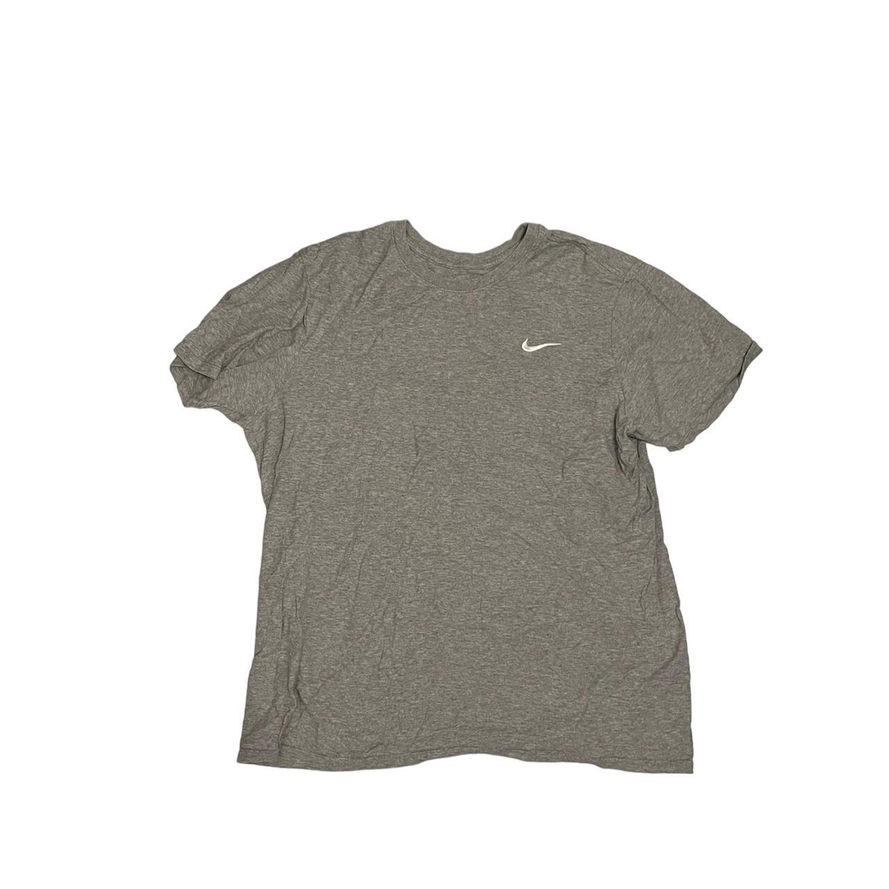 Nike Men's Grey T-shirt | Depop