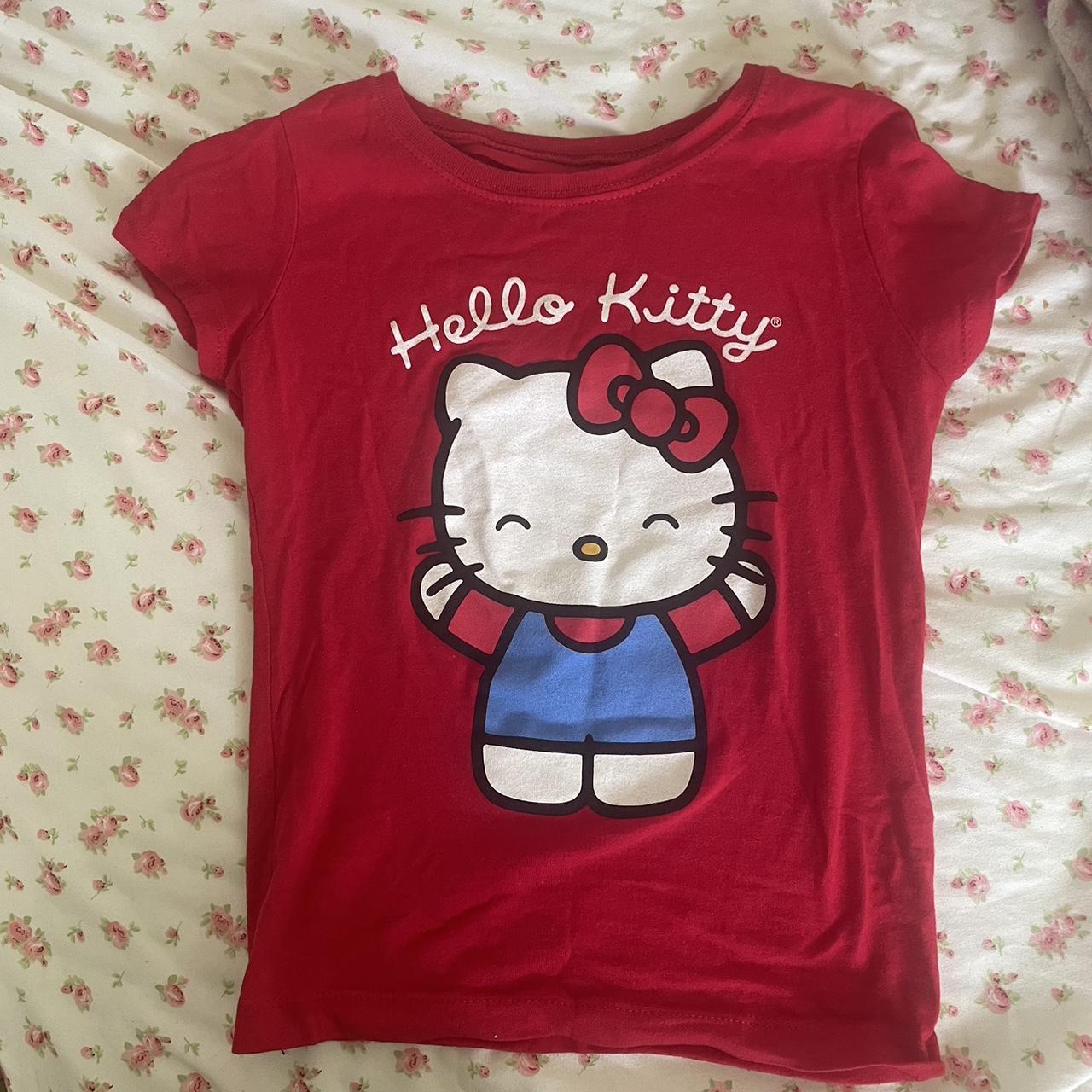 hello kitty shirt worn once for vacay ) youth... Depop
