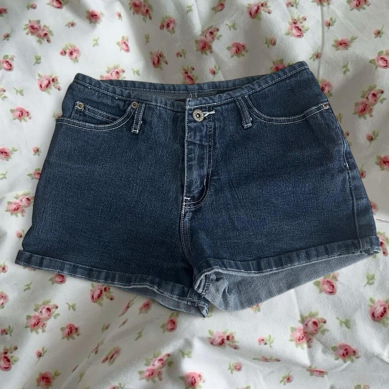 item listed by sugarcandypop