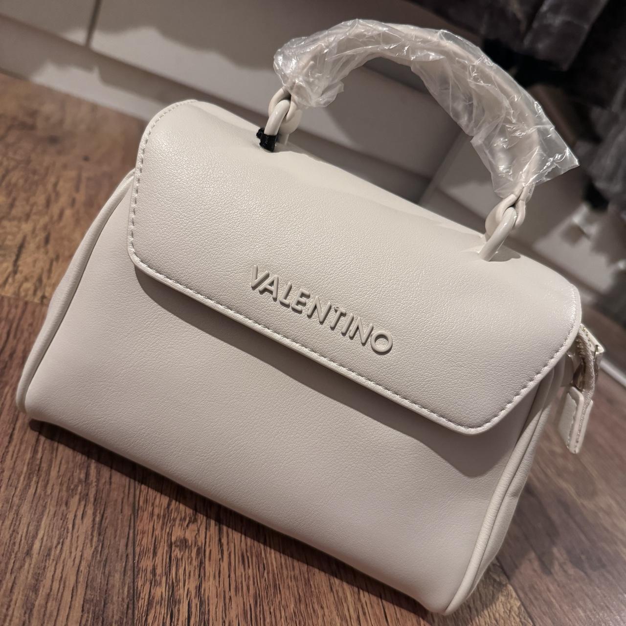 Valentino deals bag packaging