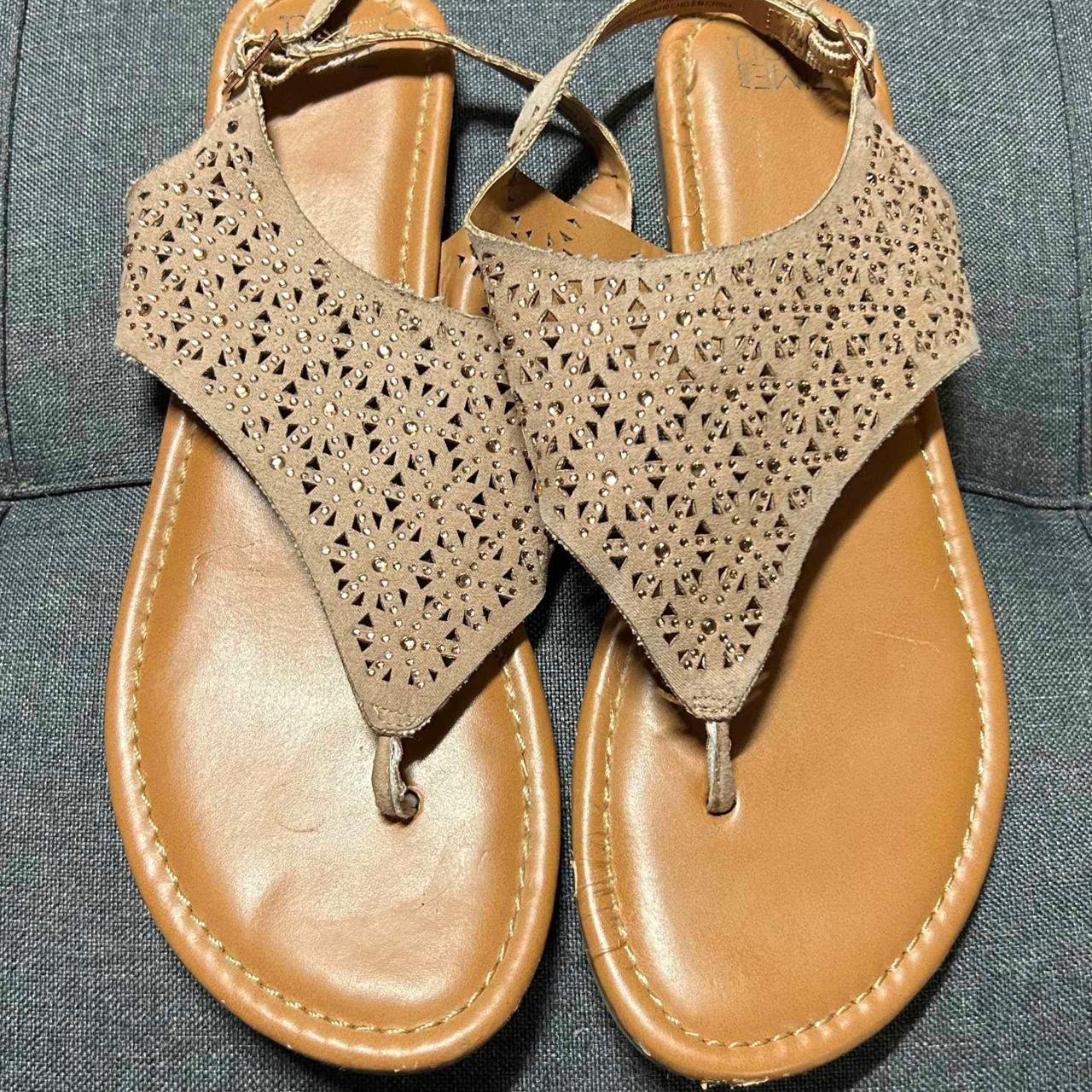 Qube Ladies Sandals Jasmine in Tan | Shopee Philippines