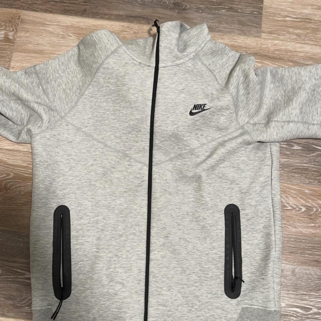 Nike tech Color grey Size L - Depop
