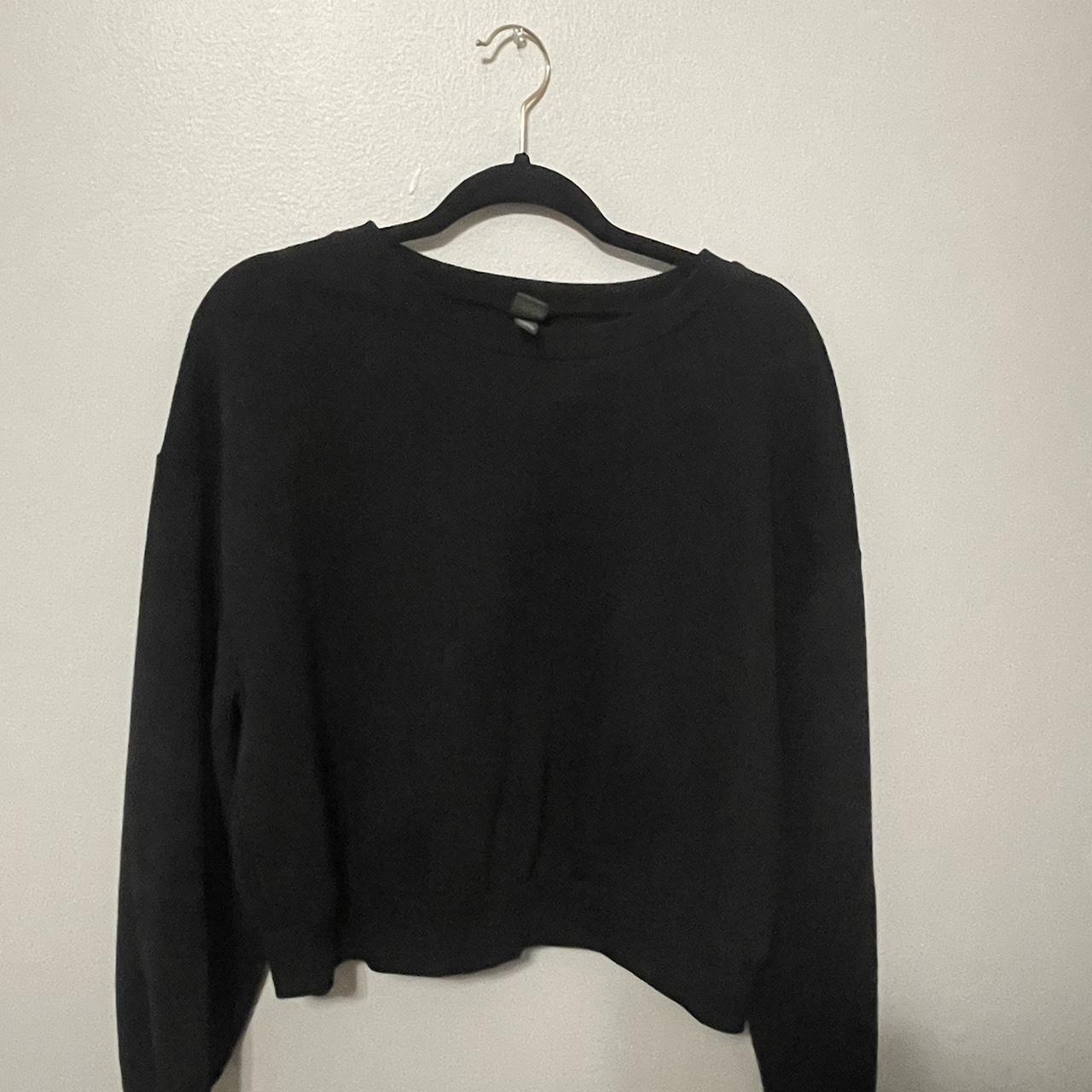 Black wild fable sweatshirt. Size xxl but fits more - Depop