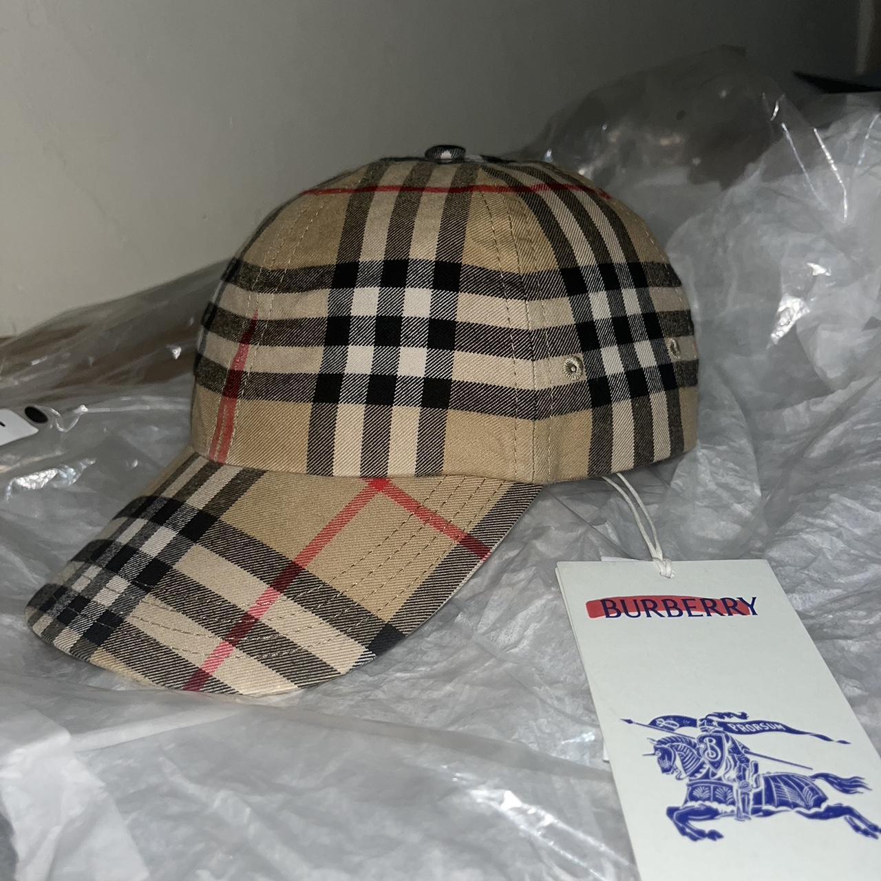 Burberry hat clearance depop