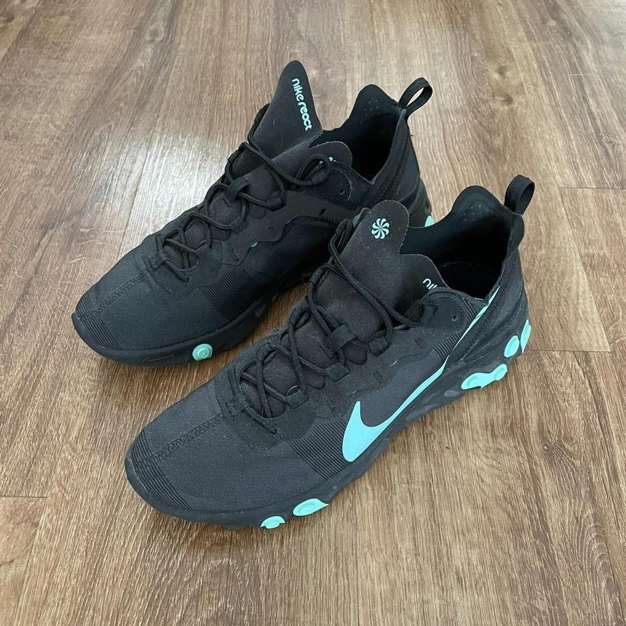 Y2K Nike kreg React Element