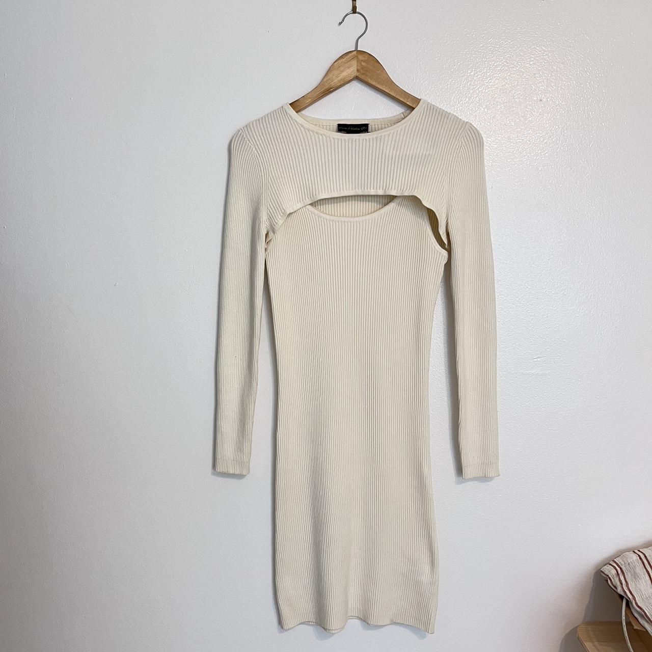 House of Harlow Women's Cream Dress | Depop