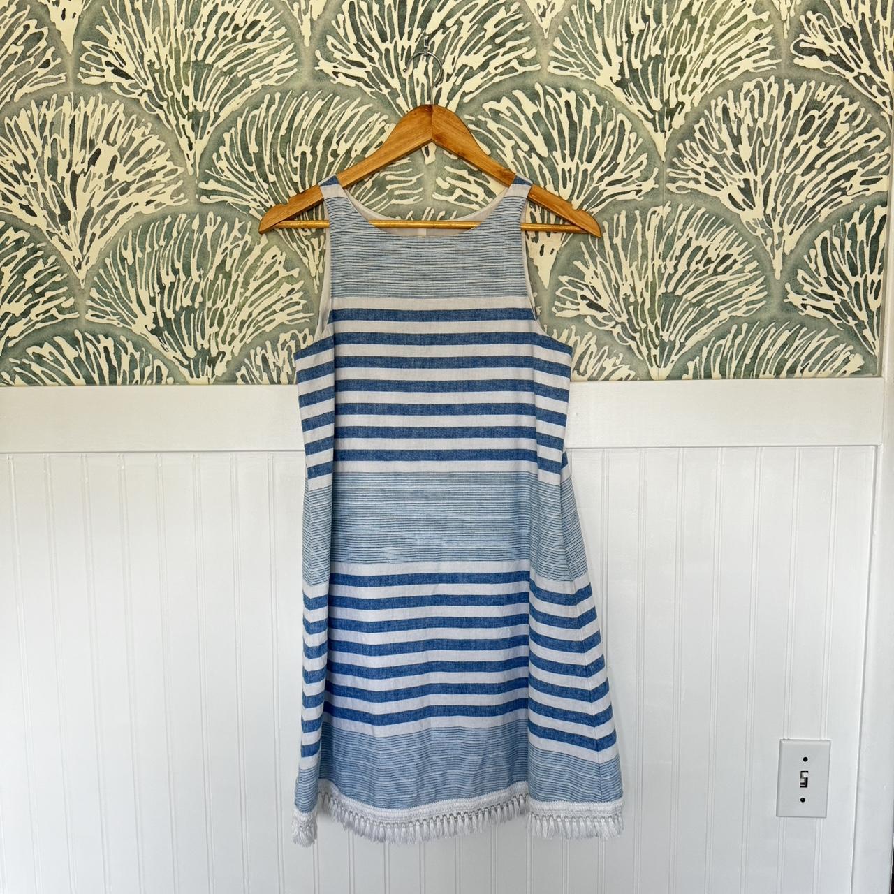 Vineyard fashion vines blue and white dress