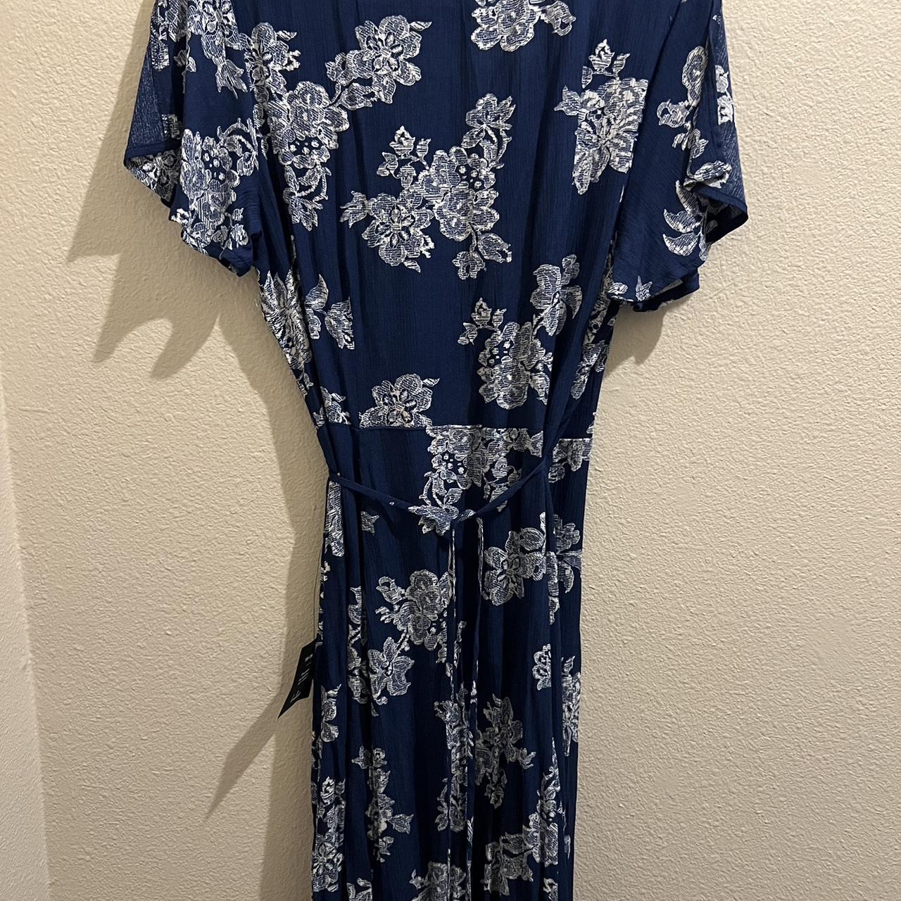 Lulus Women's Heart of Marigold Short Sleeve Wrap Maxi Dress, Navy Blue and White Floral Print