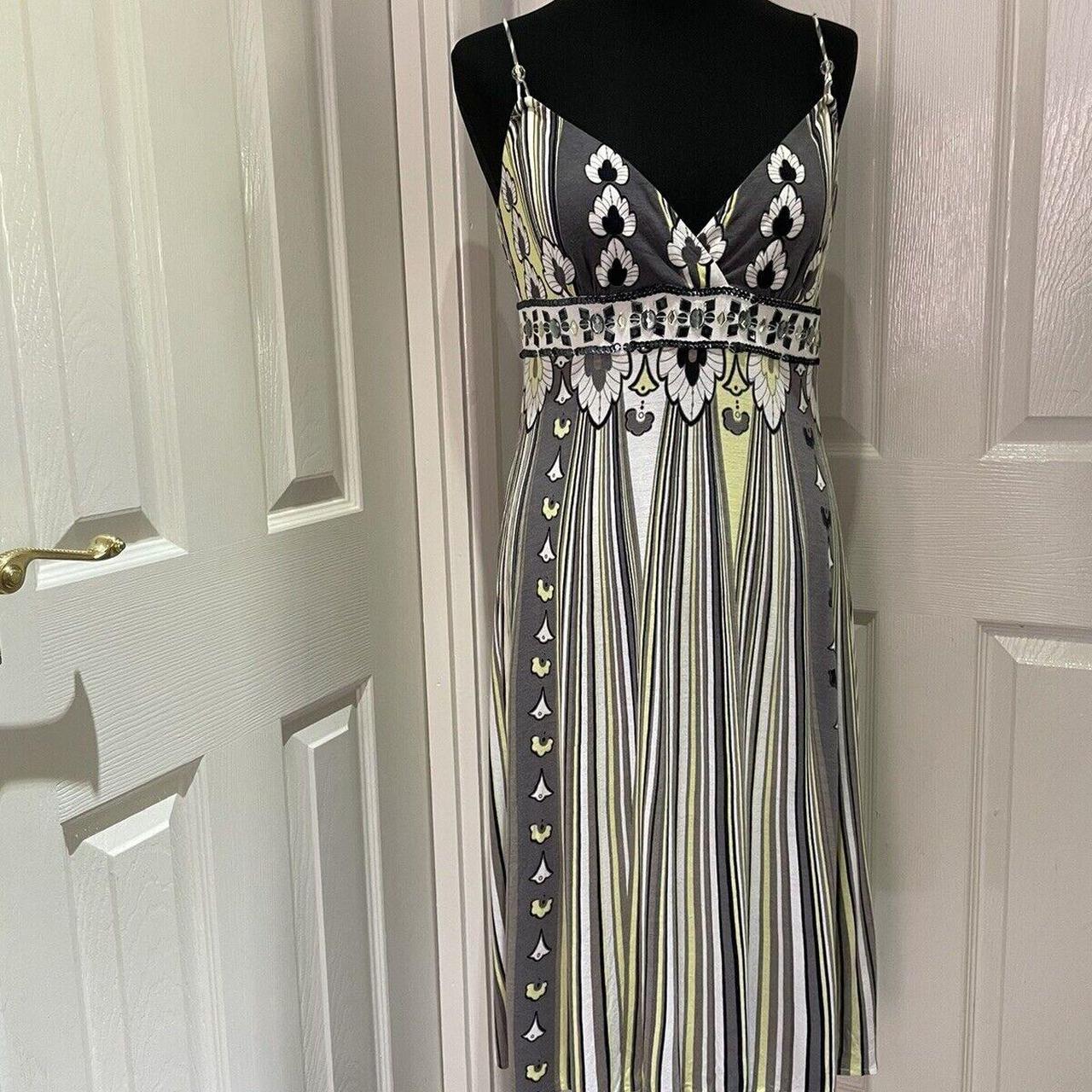 Oasis lime green clearance dress