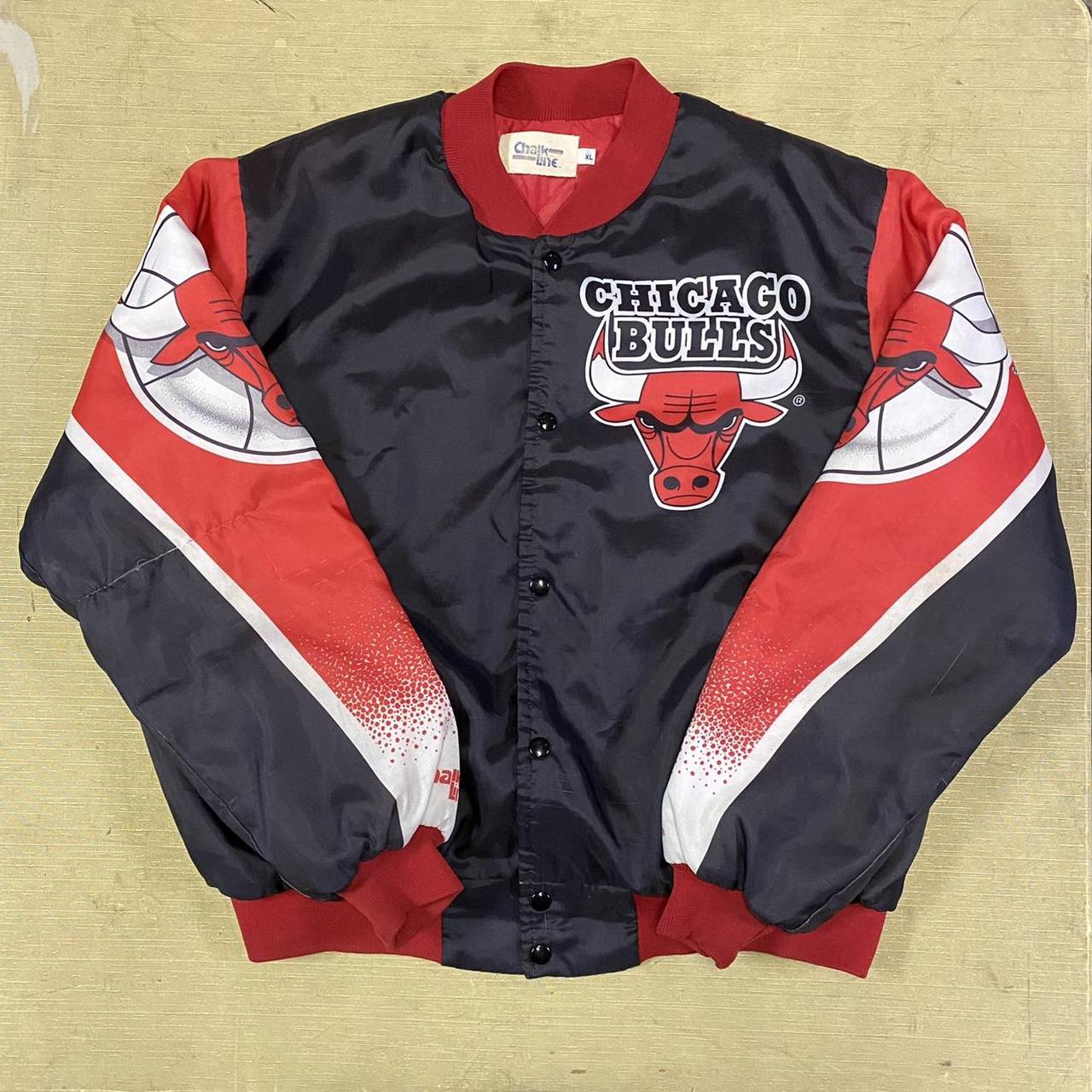 Vintage 1990s Chicago Bulls NBA Chalk Line...