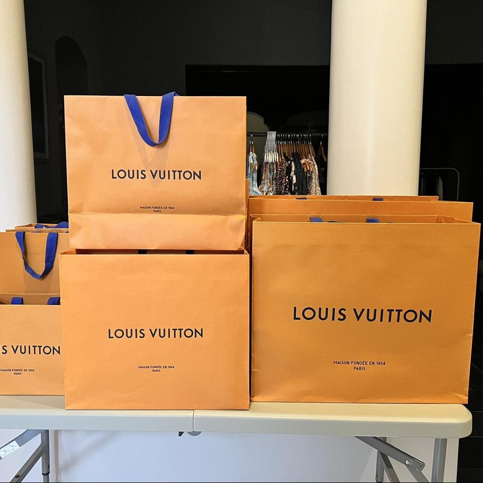 Louis vuitton best sale orange shopping bag