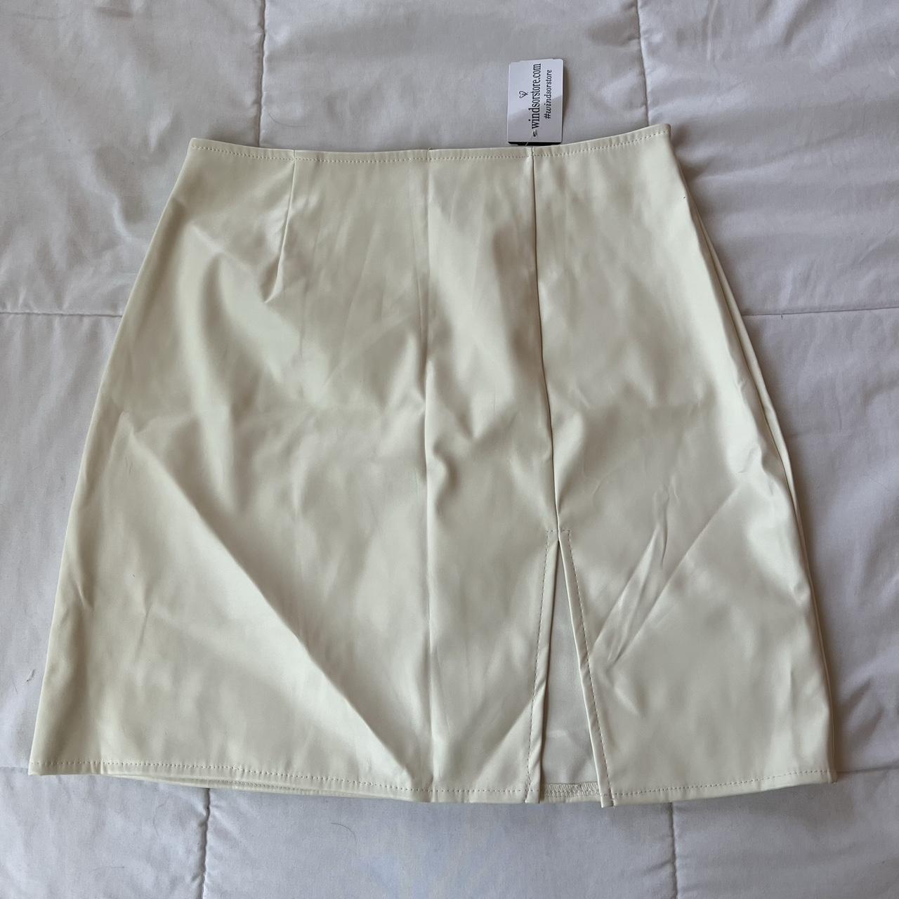 Windsor Women's White Skirt | Depop