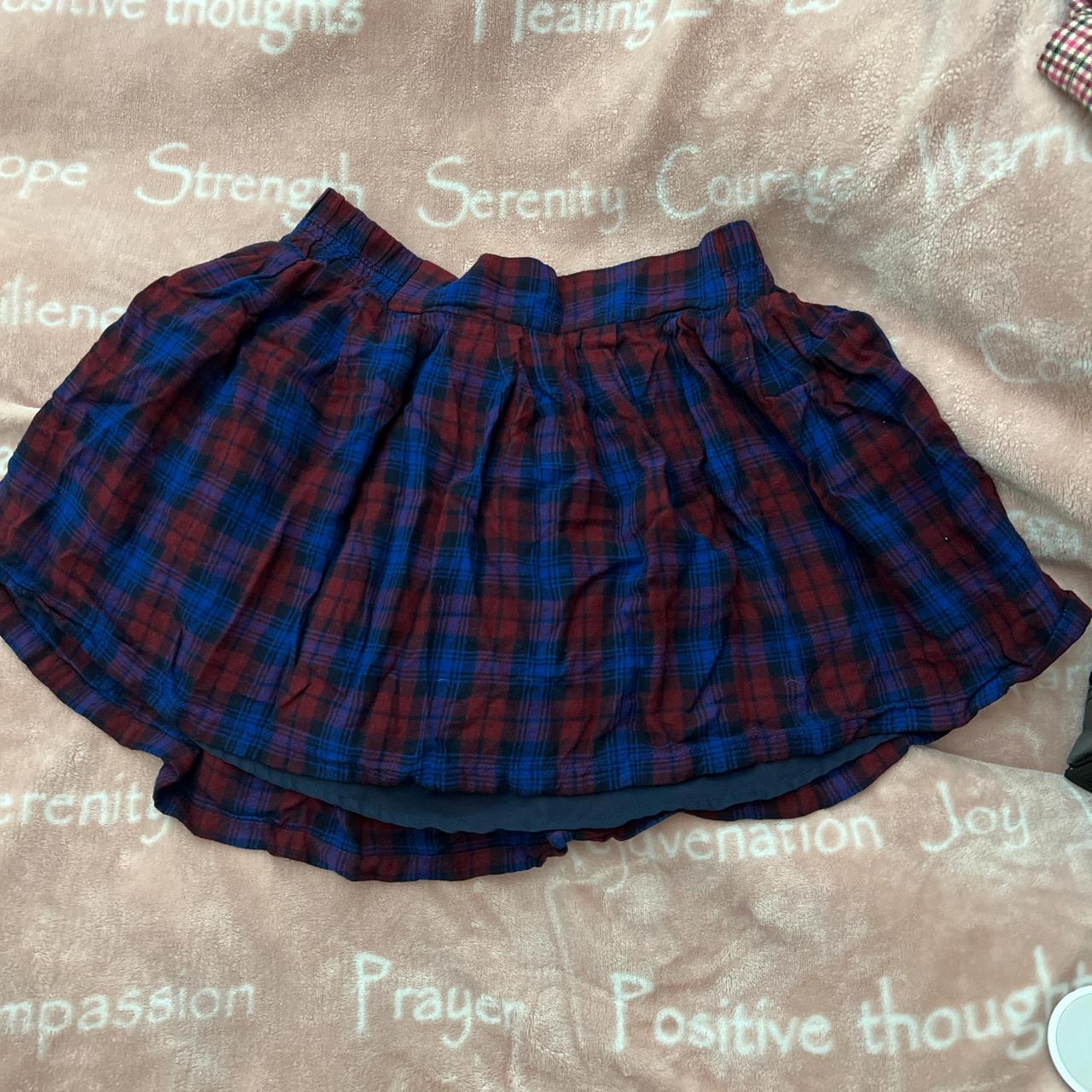 Navy blue pleated skirt forever 21 best sale