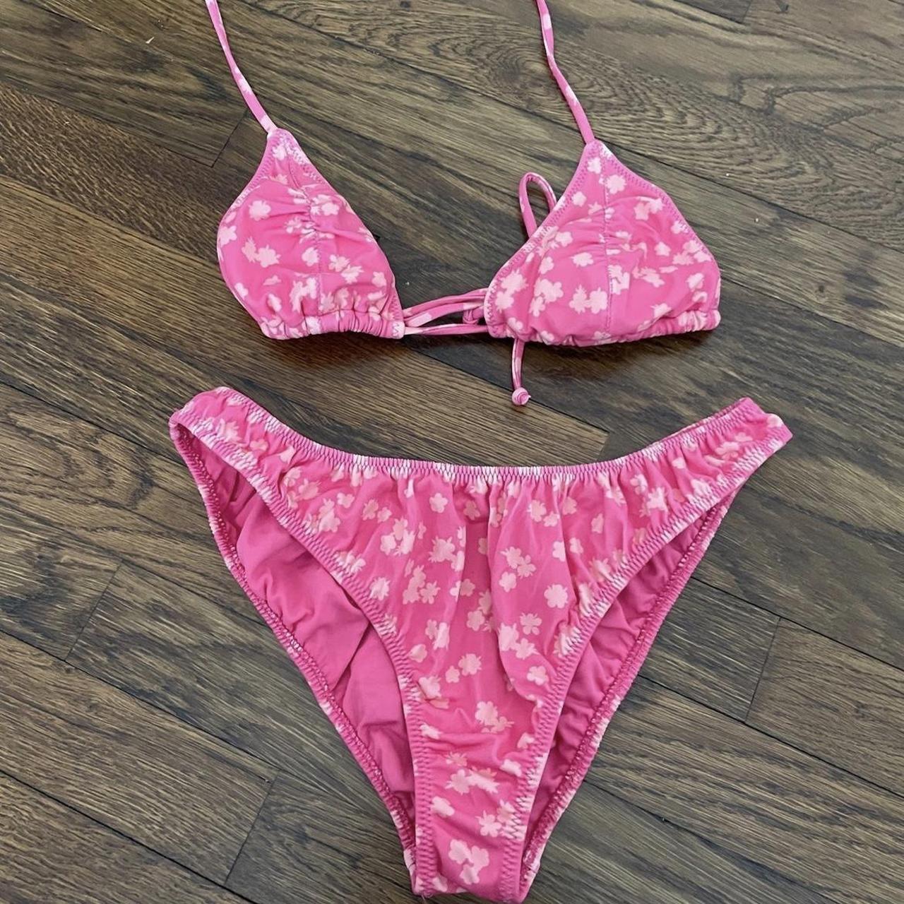 PacSun Women's Bikinis-and-tankini-sets | Depop