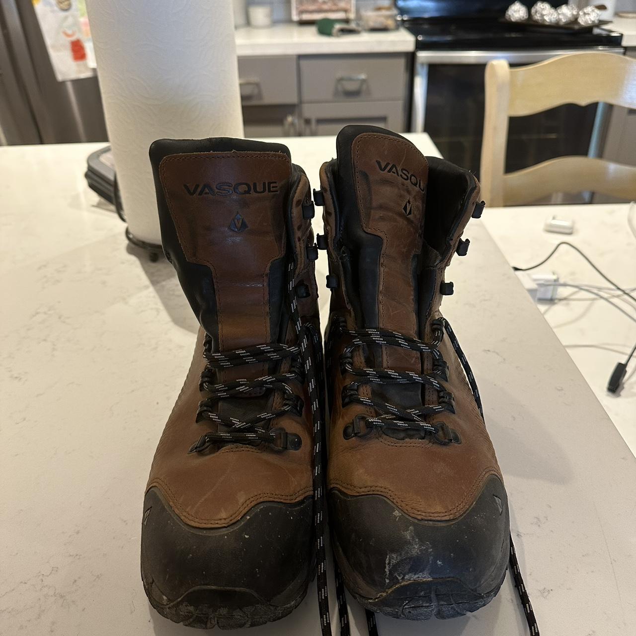 vasque hiking boots near me