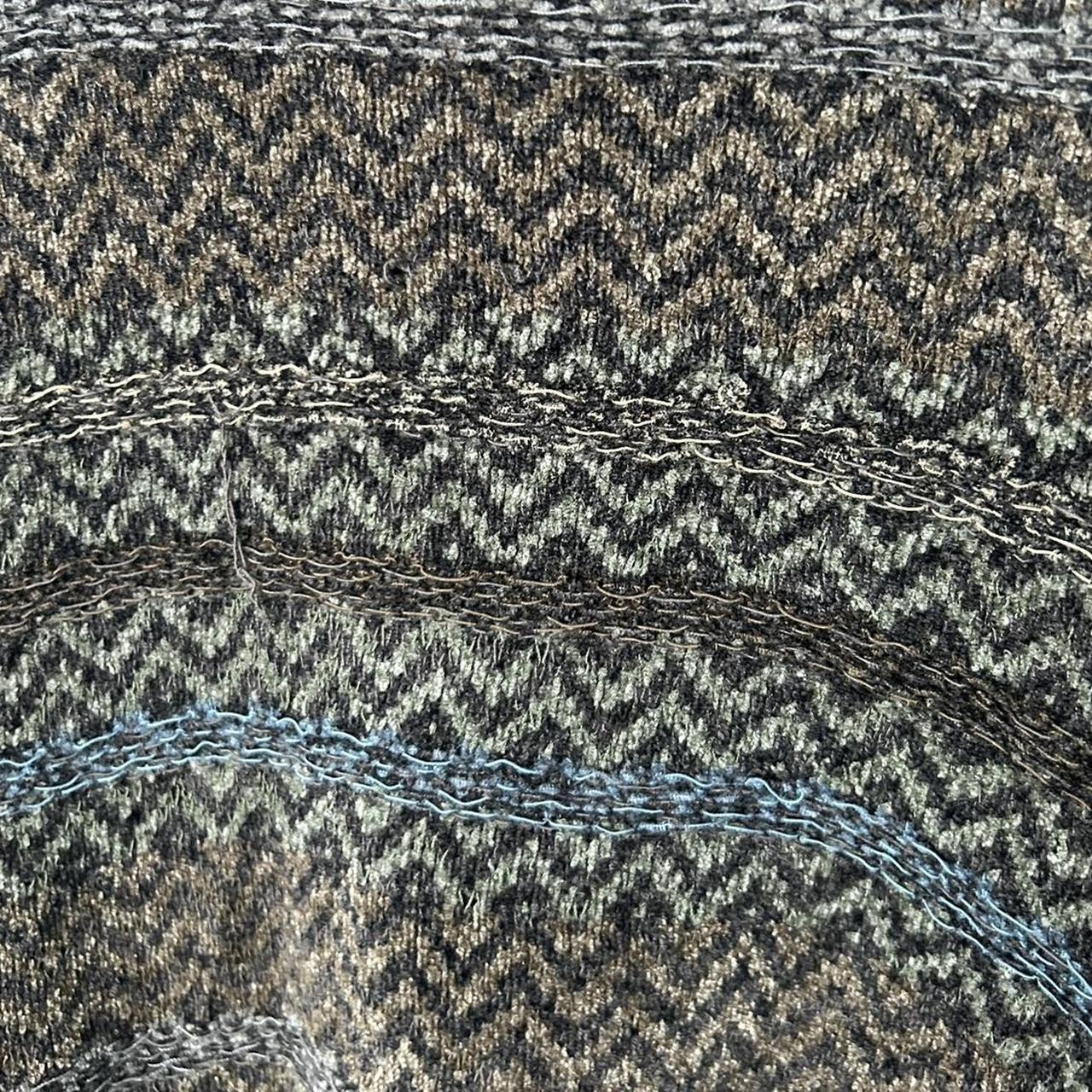 Geoffrey Beene sweater size medium, really cool | Depop
