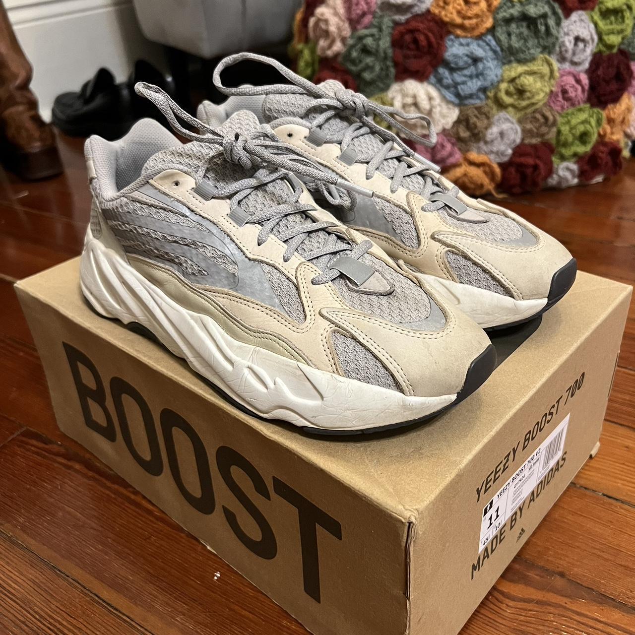 yeezy cream size 11
