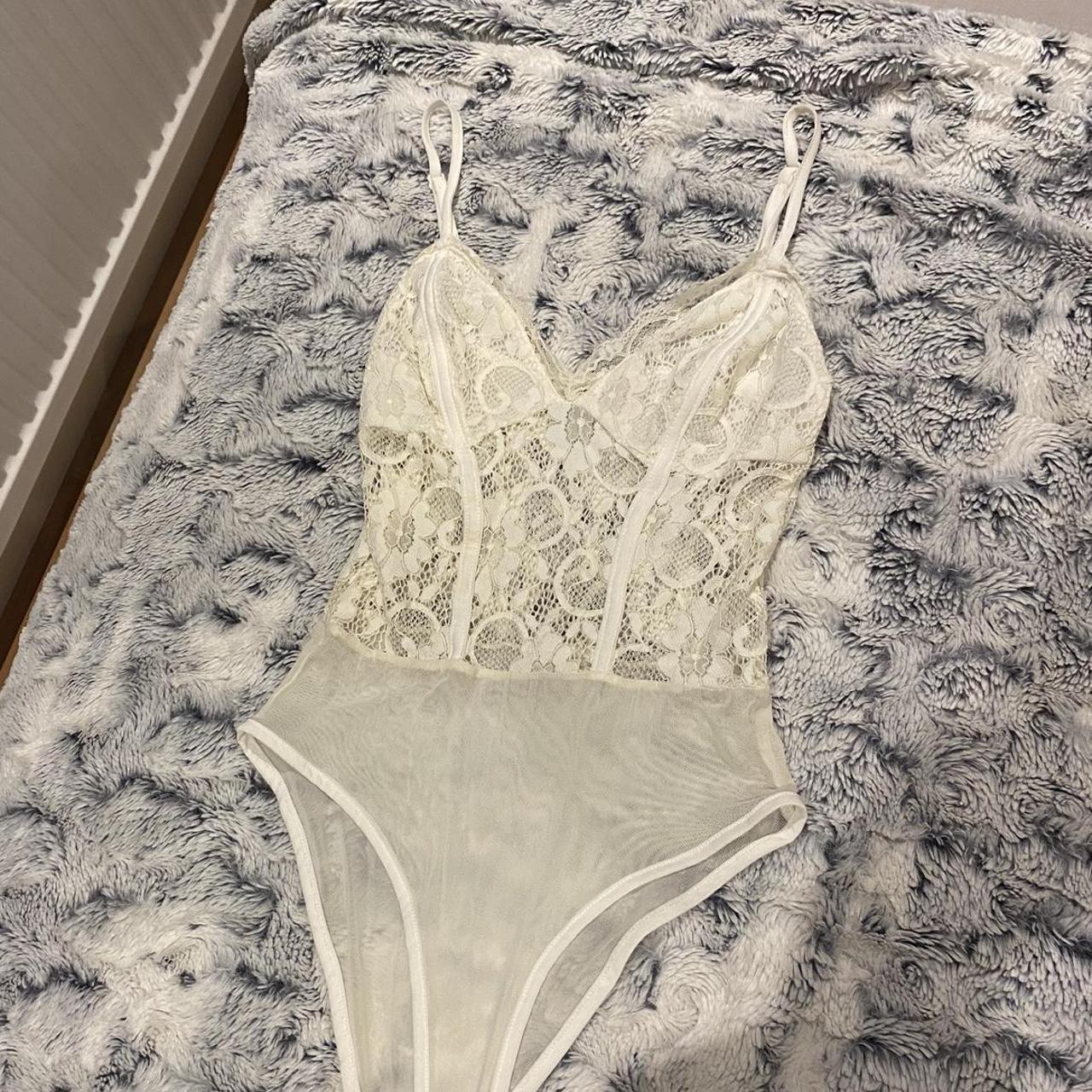 White lace mesh bodysuit. Size 6 but can fit 8/10 as... - Depop