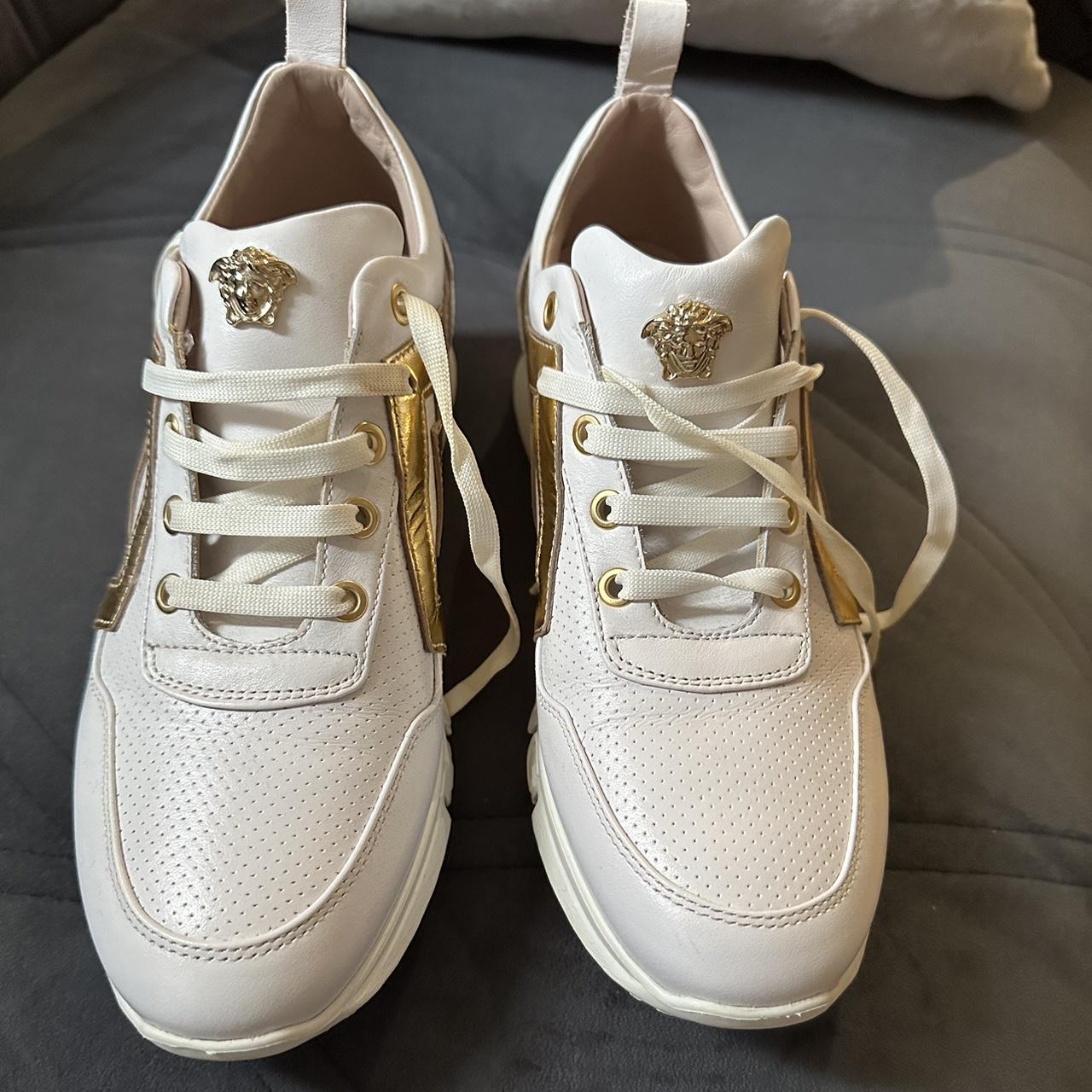 Young hot sale versace trainers