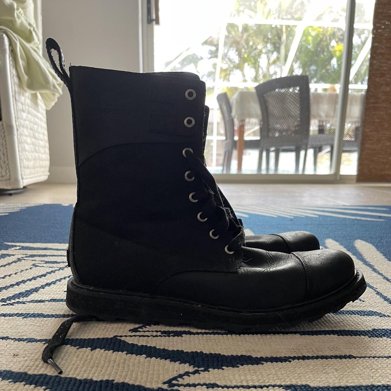 sorel black boots