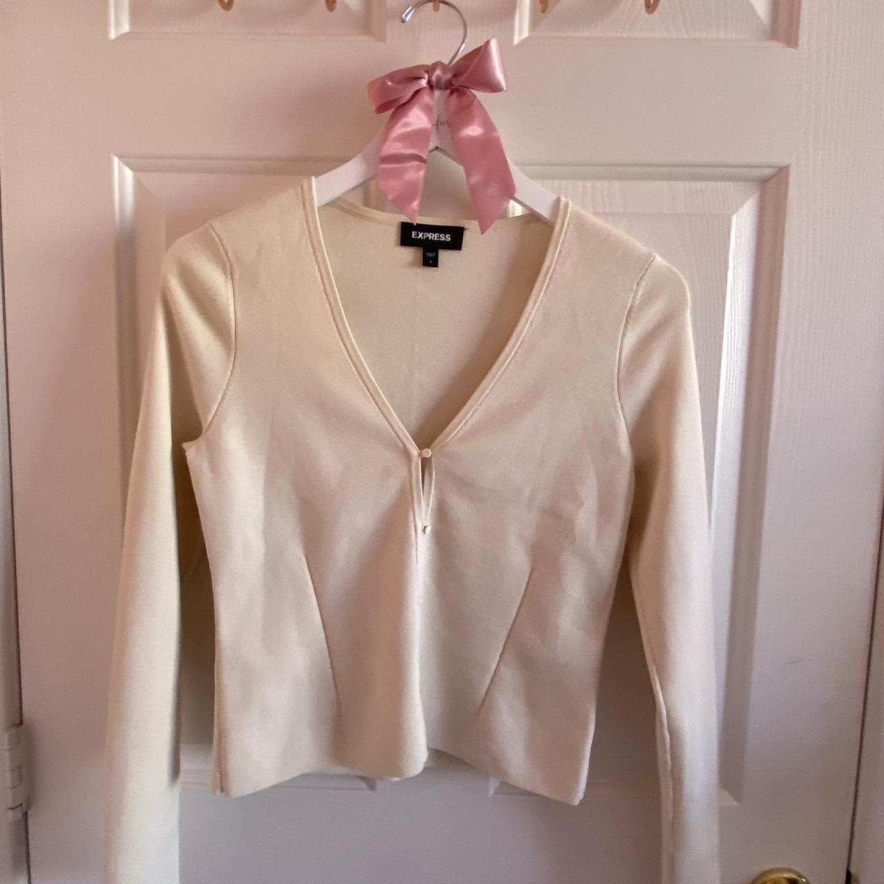 item listed by divine_feminine_