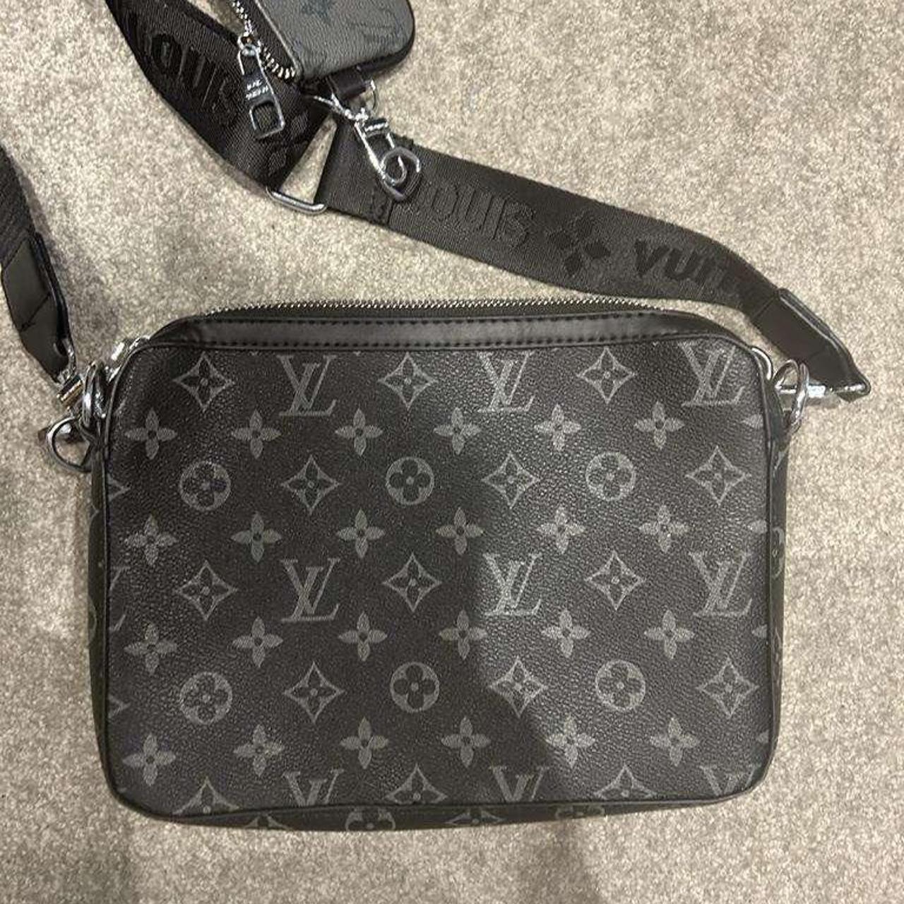 Lv trio messenger bag - Depop