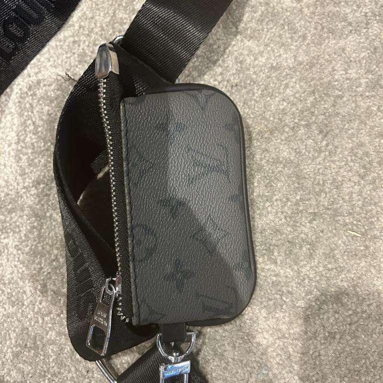 Lv trio messenger bag - Depop