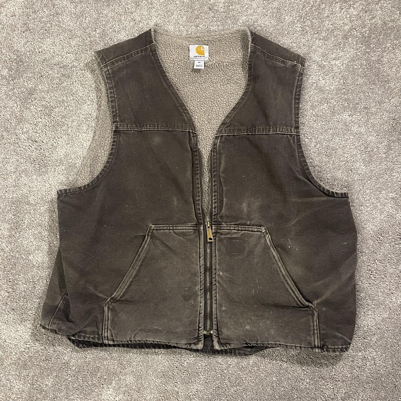 Vintage Brown carhartt vest men XL Has a nice wear... - Depop