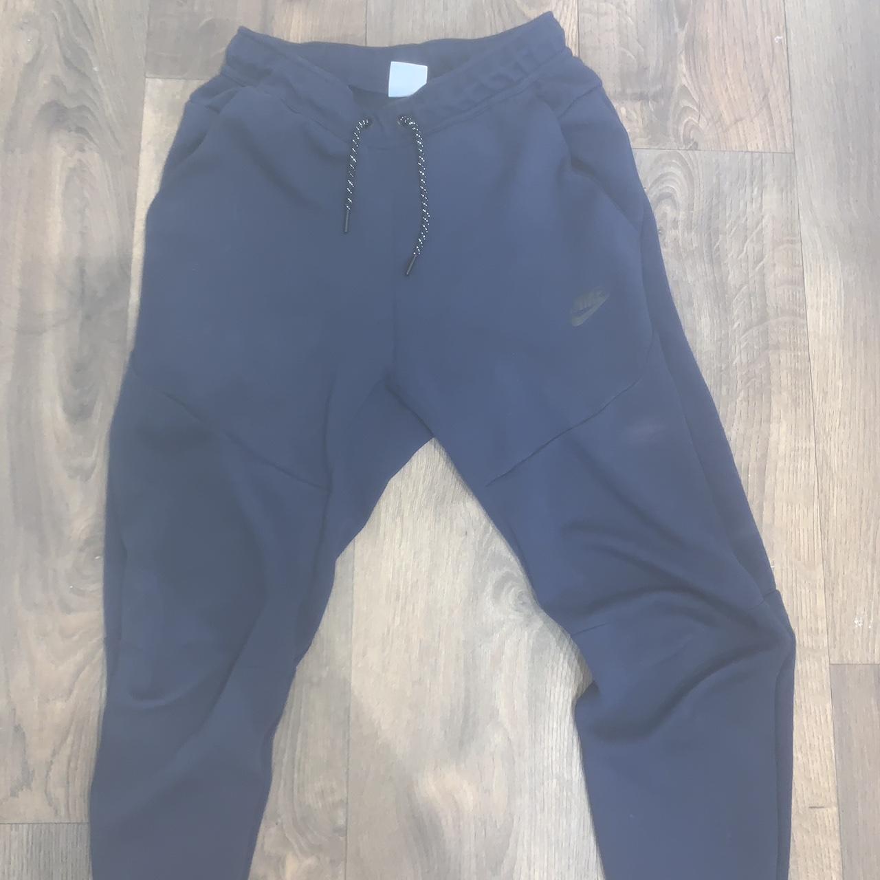 Nike Men's Navy and Black Hoodie | Depop