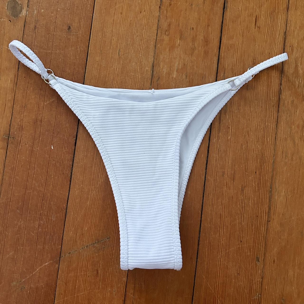 Glassons Women's White Bikiniandtankinibottoms Depop