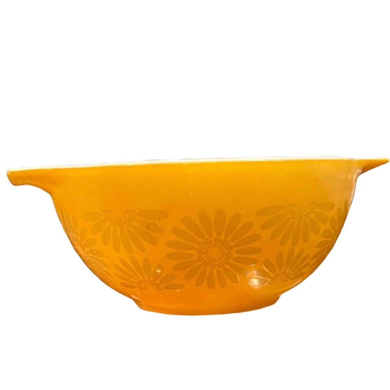 Pyrex Vintage fashion Sunflower Cinderella Bowls