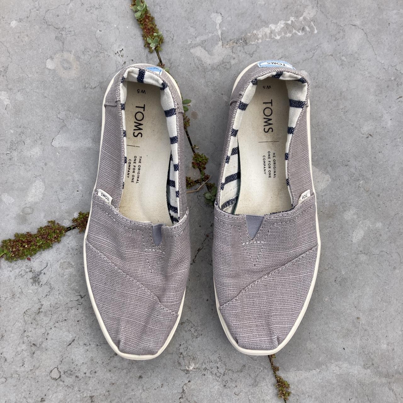 Toms fashion vegan