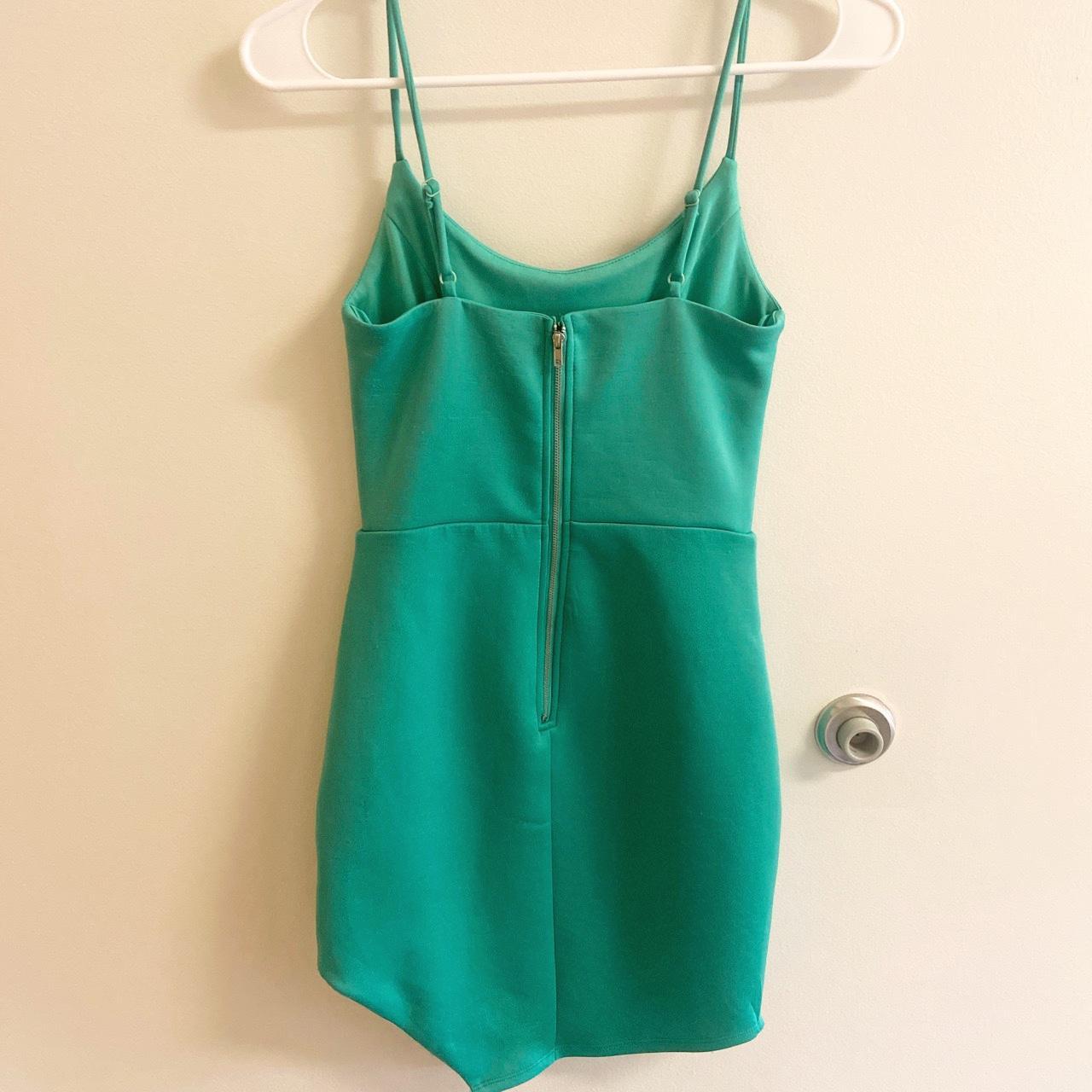 Macy's Women's Green Dress Depop
