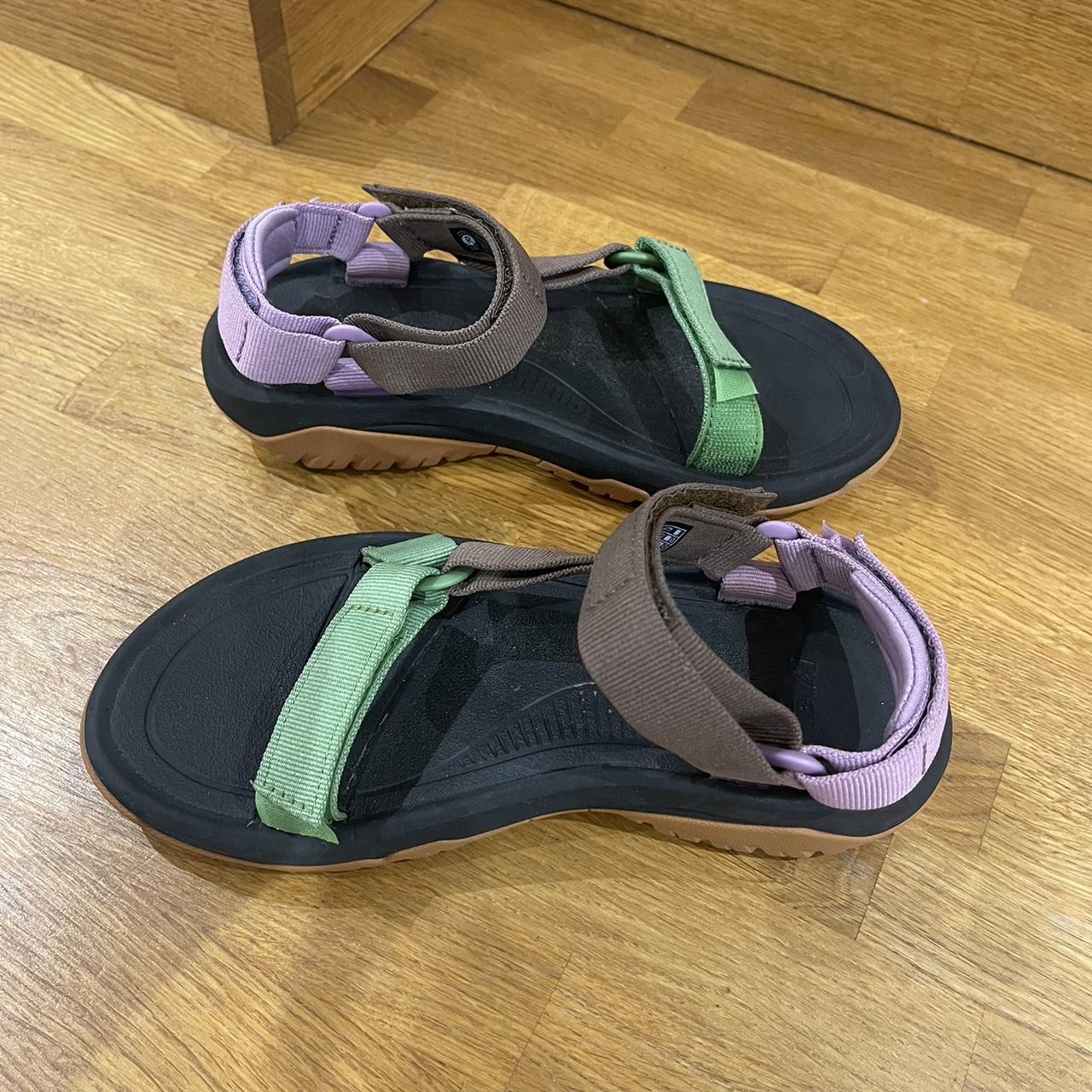 teva walking sandals