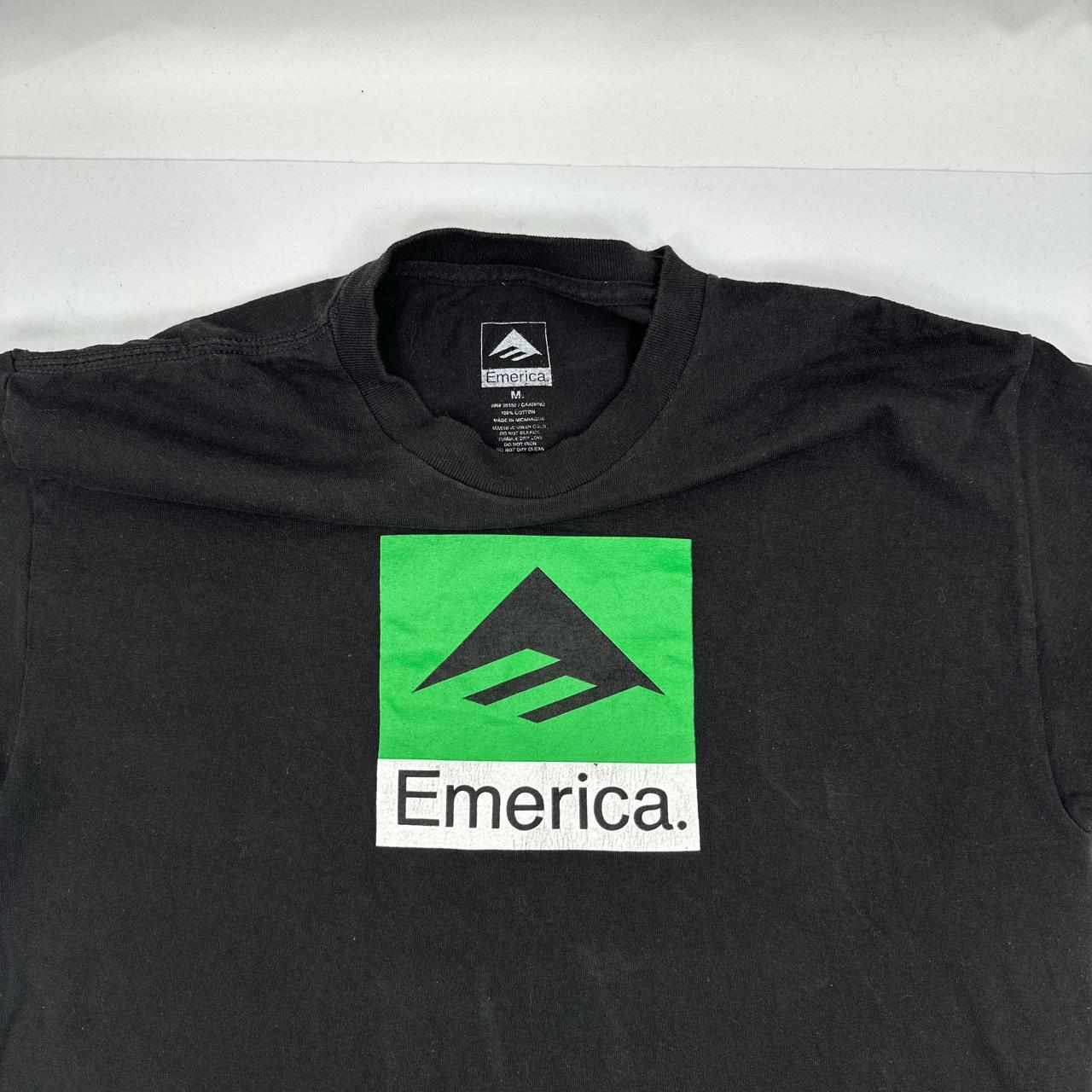 Emerica Men's Black and Green T-shirt (2)