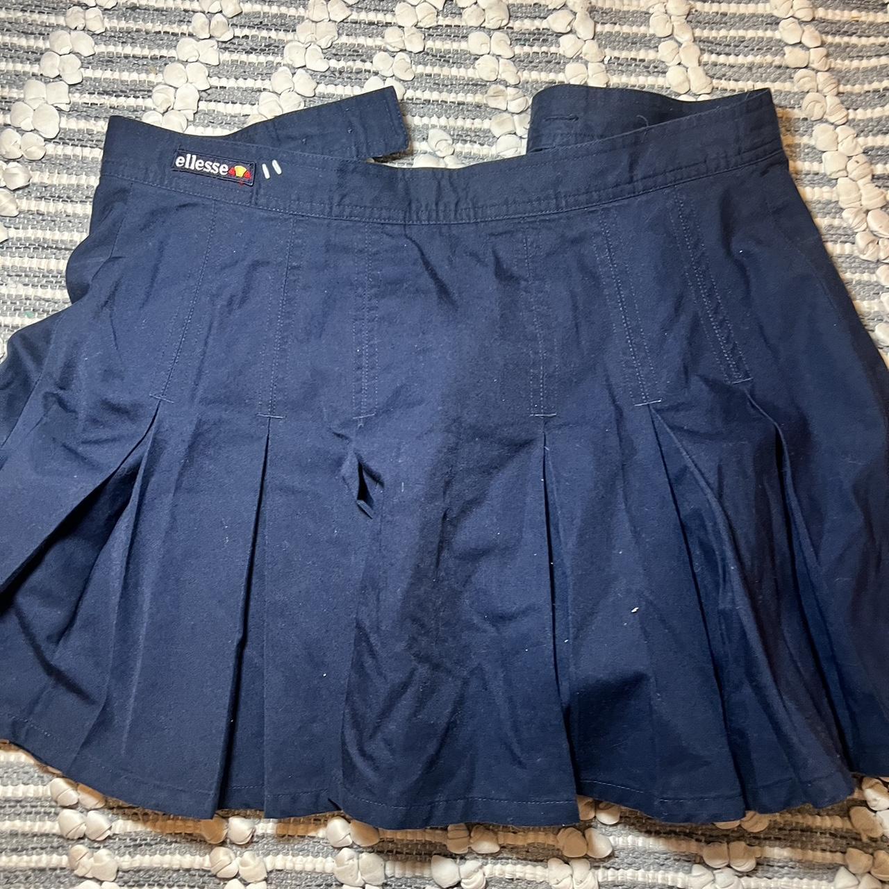 Ellesse Women's Navy Skirt (2)