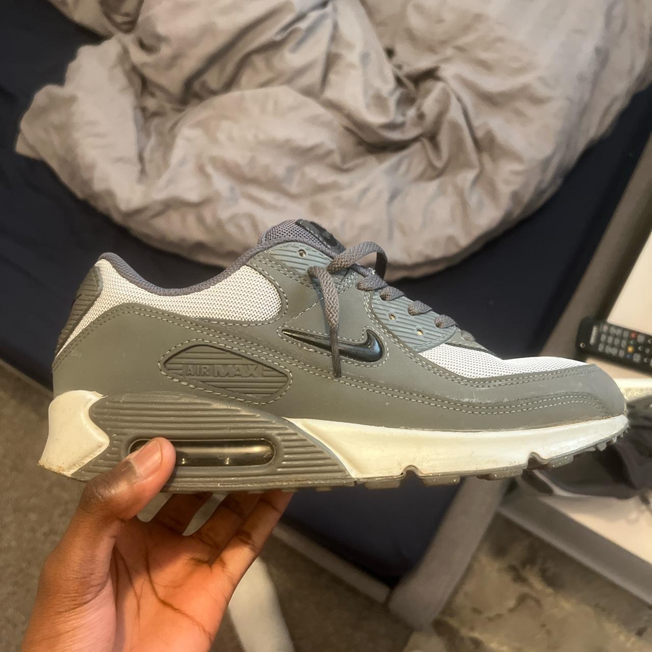 airmax 90 black and gray