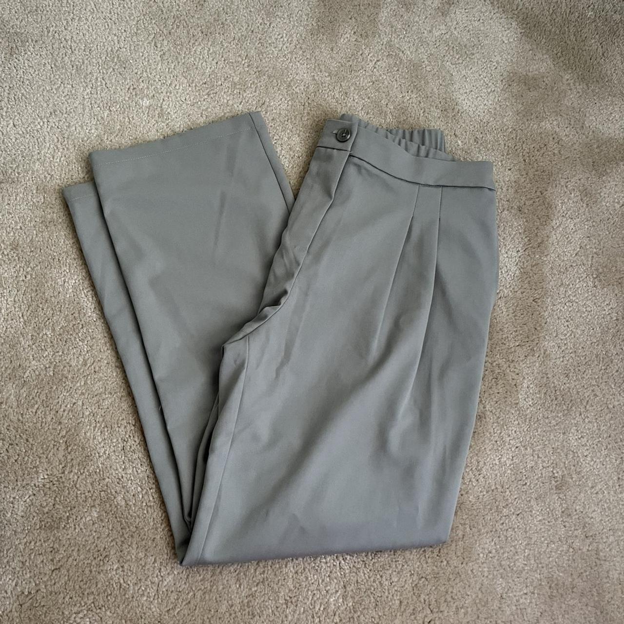 Women's Khaki and Grey Trousers | Depop