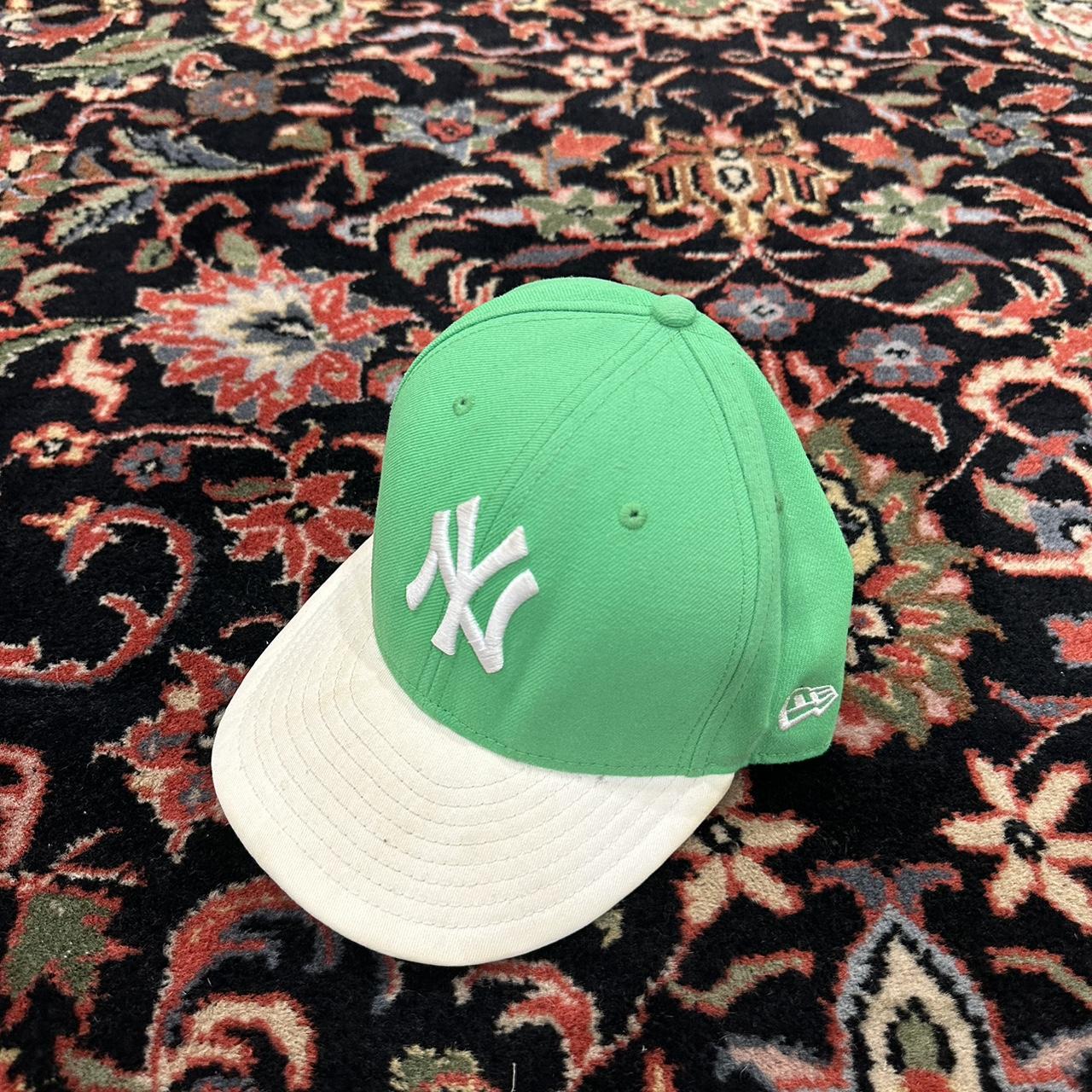 Yankees fitted cap Rare deadstock Green new era - Depop