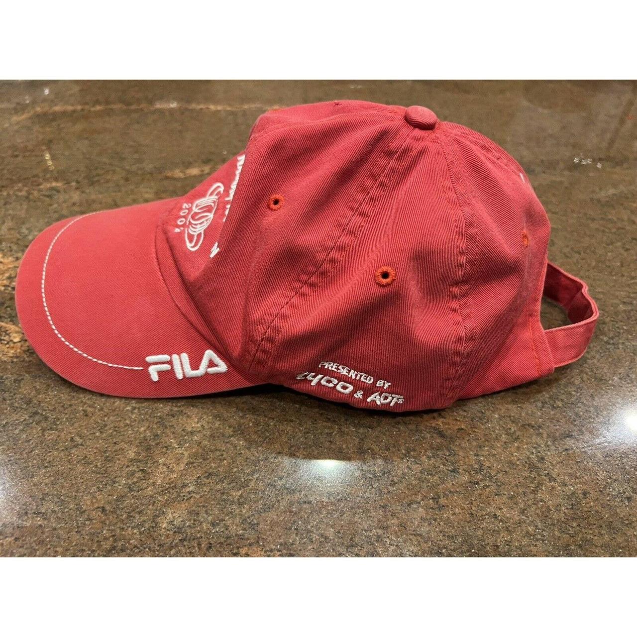 Fila 2024 red hat