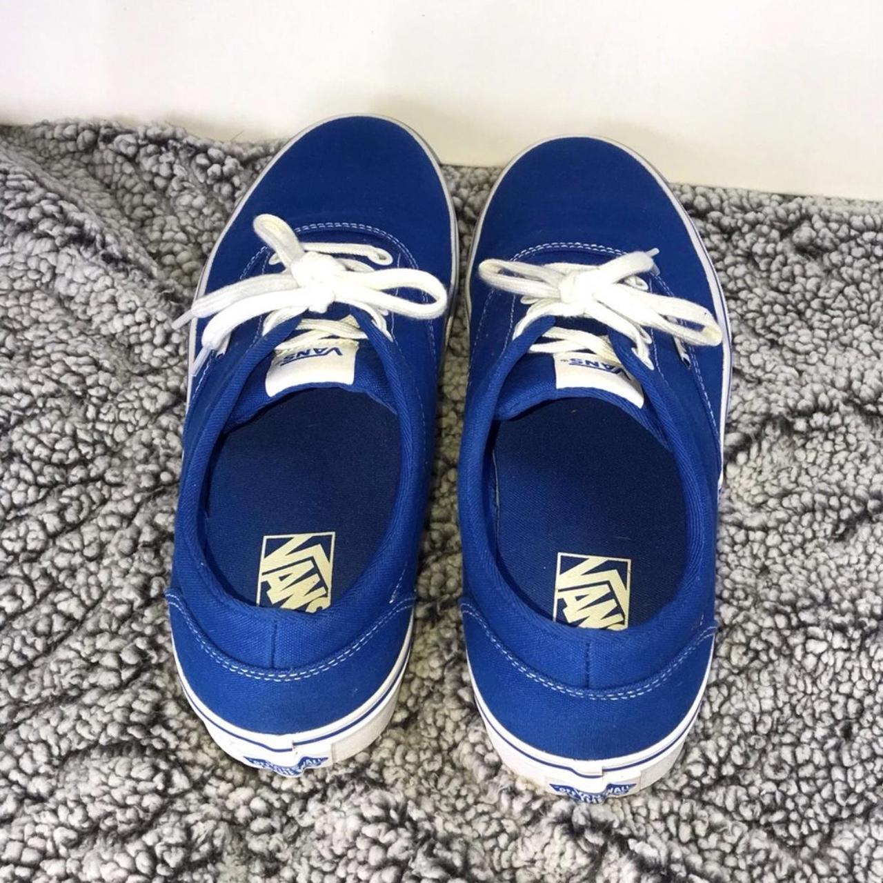 Royal blue 2024 authentic vans