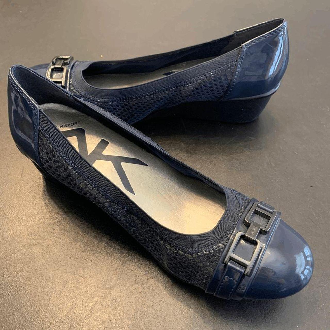 Anne klein sport hot sale flat shoes